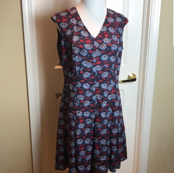 Brooks Brothers floral dress size 6p - Picture 5 of 5